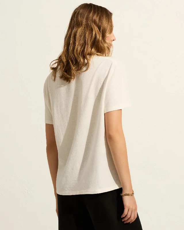 AUGUST THE LABEL Womens Las Flores Classic Tee - Off White