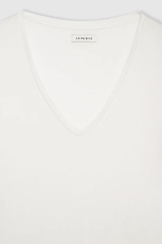 Vale Tee - Off White Cashmere Blend